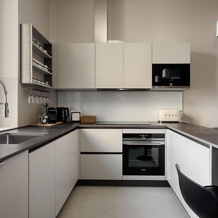 شقة Navigli, 90 Square Meters, Free Parking Ripa Ticinese ميلان المظهر الخارجي الصورة