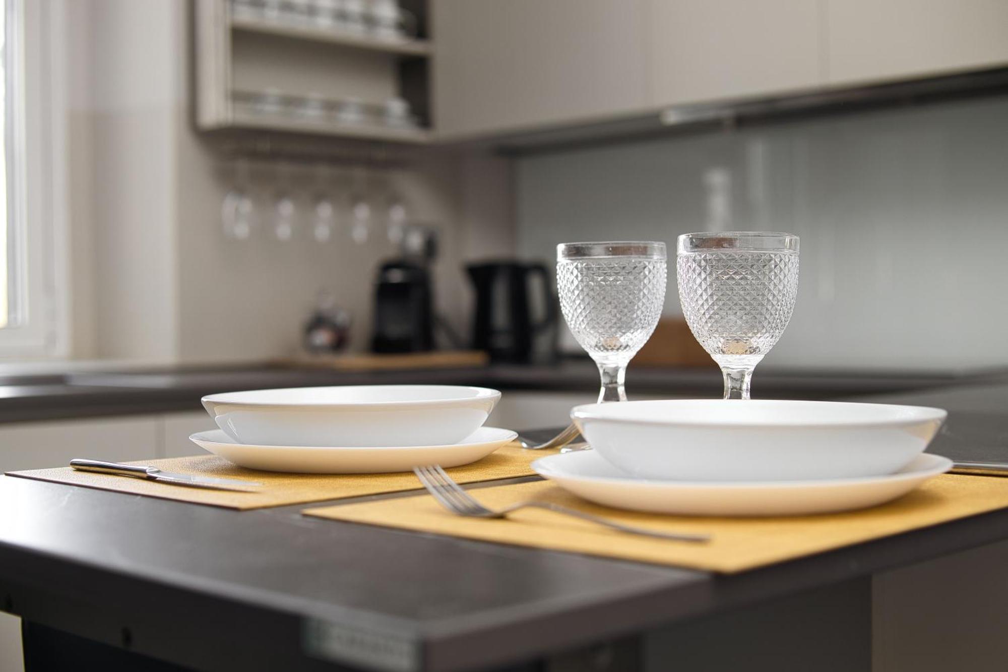 شقة Navigli, 90 Square Meters, Free Parking Ripa Ticinese ميلان المظهر الخارجي الصورة