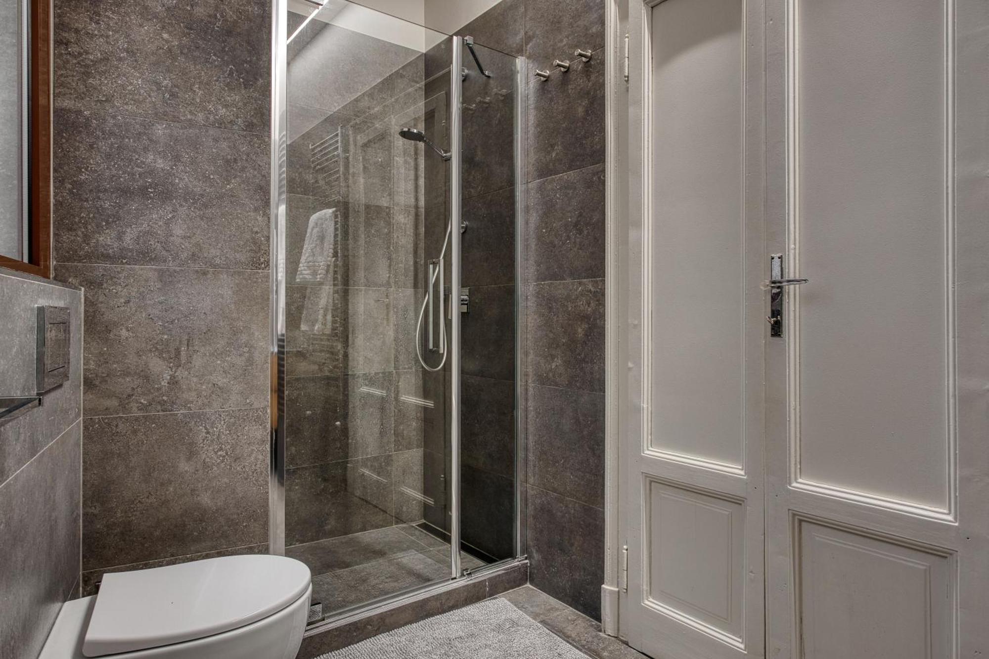 شقة Navigli, 90 Square Meters, Free Parking Ripa Ticinese ميلان المظهر الخارجي الصورة
